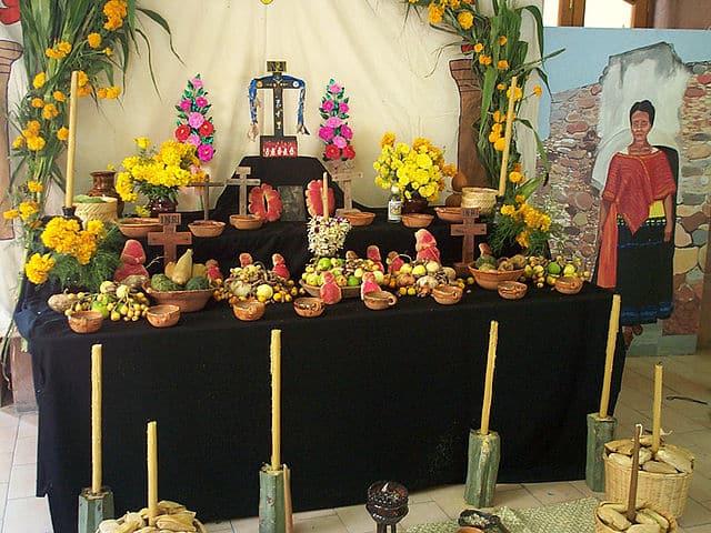 The Day of the Dead Ofrenda – Inside Mexico